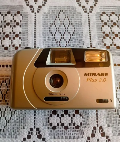 Câmera Fotográfica Analógica Mirage Plus 2.0