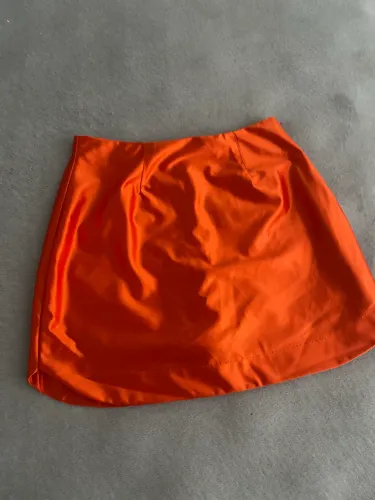 short saia laranja P