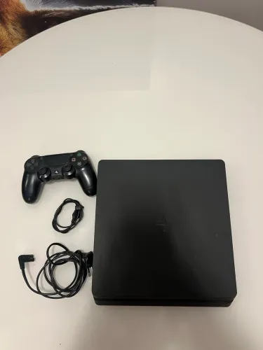 PS4 slim