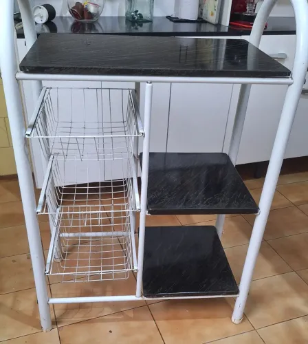 Fruteira Multiuso com Suporte para Micro-ondas ou Galão de Água - Organizador de Cozinha