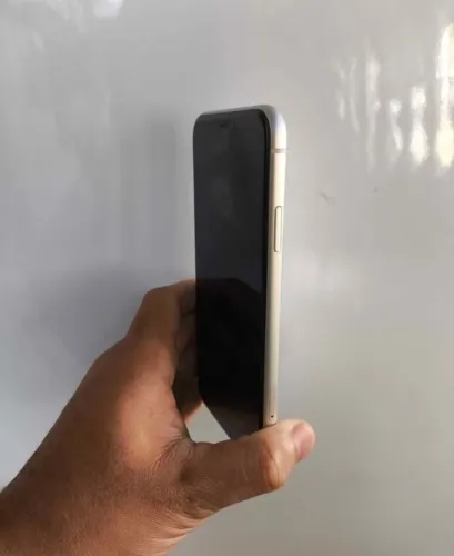 Iphone 11 branco perfeito 