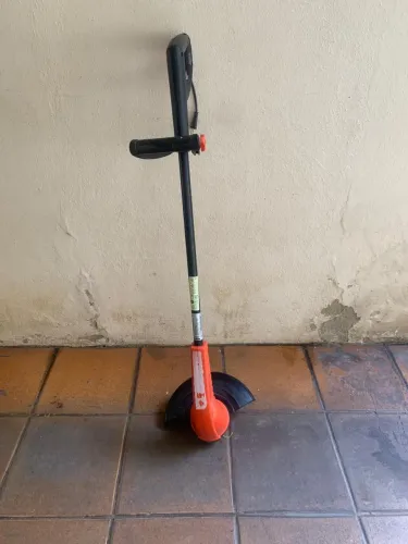 Aparador de Grama Tramontina AP1500T - 1500W