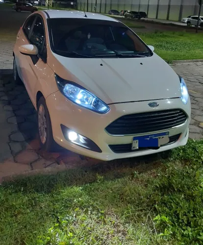 Ford Fiesta 1.5 16V Flex Mec. 5P 2014