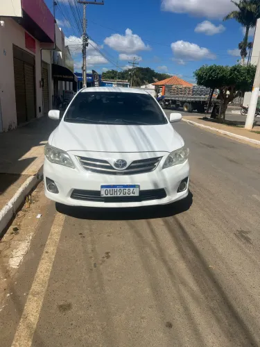 Toyota Corolla GLI 1.8 Flex 16V Aut. 2014