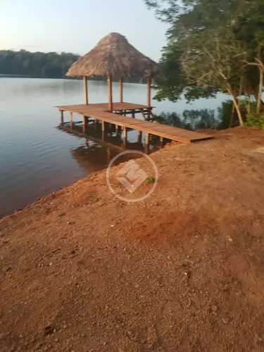 Vende-se chácara no condomínio Rosa dos Ventos na região Santa Luzia codigo: 333115