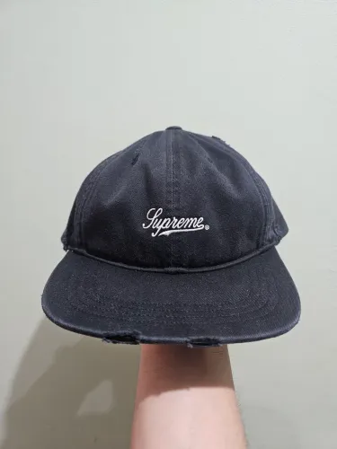 Boné Supreme