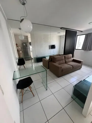 Alugo apartamento mobiliado com 1 quarto - Edf. Golden One 