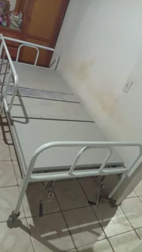 Cama hospitalar