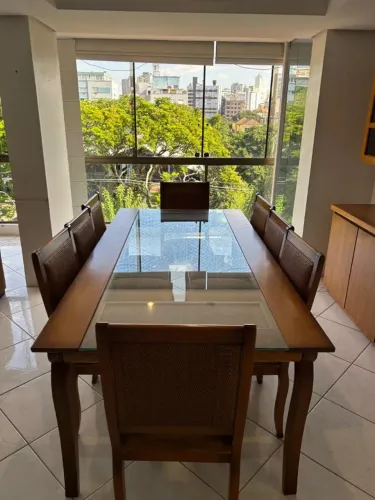 Mesa de jantar para 8 pessoas