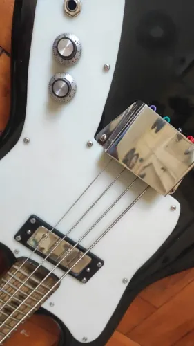 Baixo Giannini Supersonic anos 70