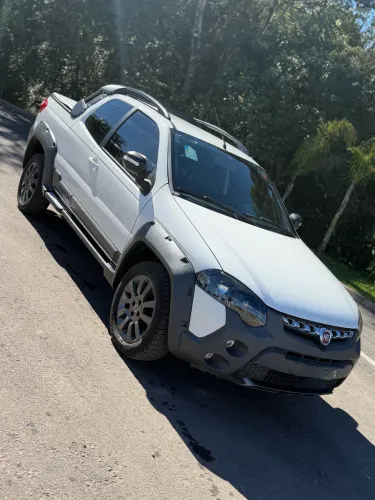 Fiat Strada Adventure1.8/ 1.8 Locker Flex CD 2020