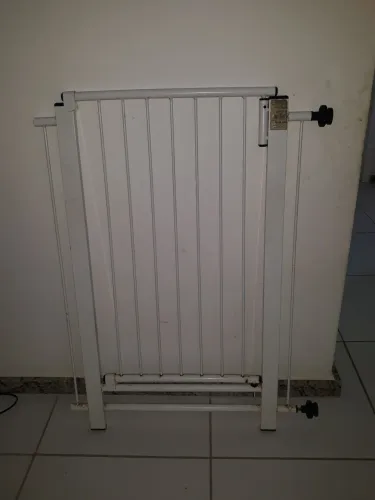 Grade pet e bebê com extensor