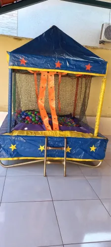 Casinha de bolinha reforçada