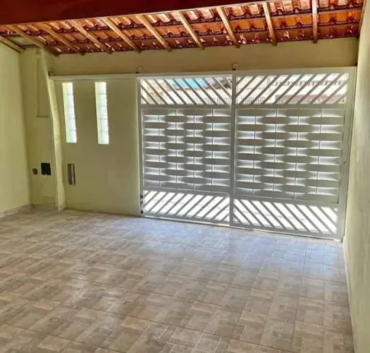 Casa com 2 Quartos CENTRO - SJM