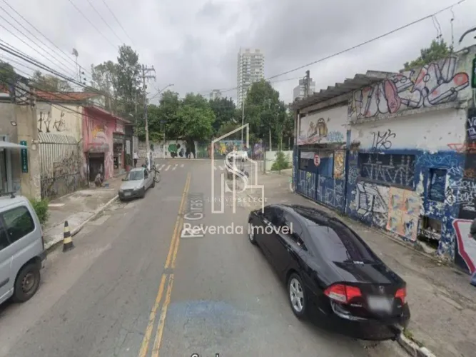 Terreno à venda na Vila Madalena, São Paulo-SP com 400m² de área! Venha conferir essa opor
