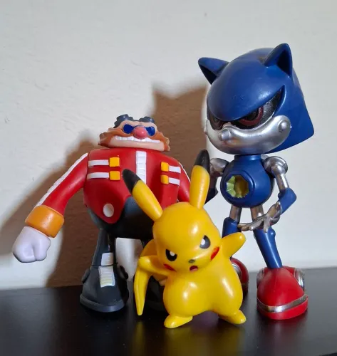 Metal Sonic + Eggman + Pikachu