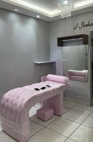 KIT DE EXTENSÃO DE CÍLIOS MACA, CADEIRA, ALMOFADA, DEGRAU