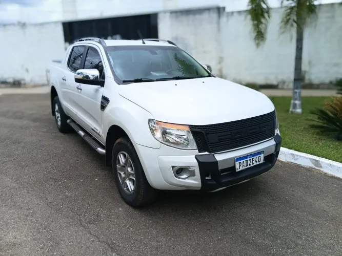 Vendo ranger  limited ok um