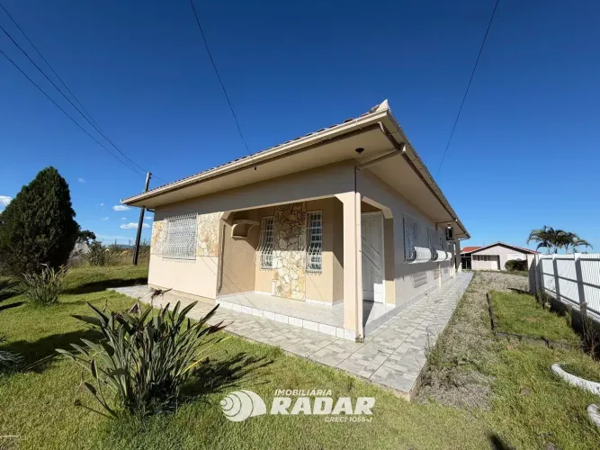 Casa Semimobiliada no bairro Monte Castelo - Tubarão/SC