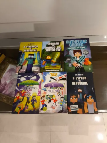 coleção de livros Minecraft