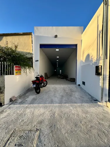 Aluga-se Galpão Comercial no Centro de Aracaju