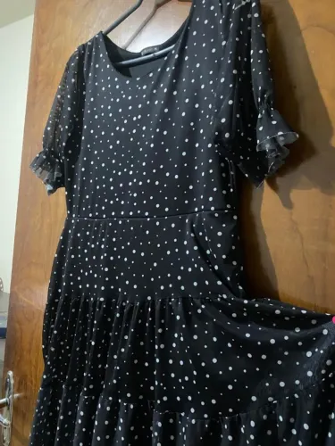 vestido poá