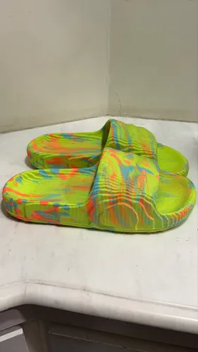 Chinelo Adilette 22