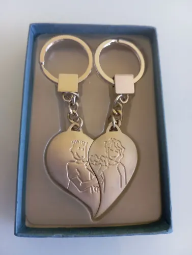 Chaveiros coração de metal 11cm