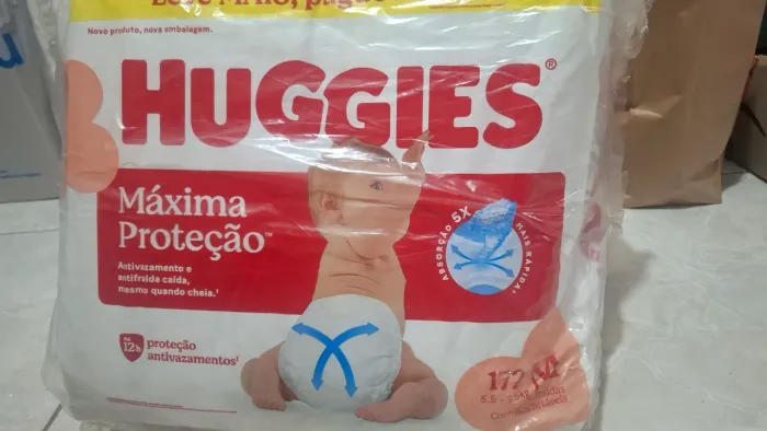 Fralda Huggies M 172 fraldas pacote lacrado