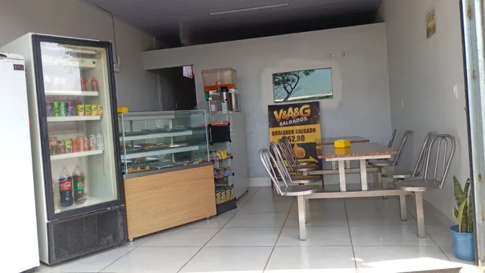 Vendo equipamento de loja de salgados