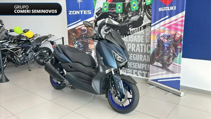 YAMAHA XMAX ABS