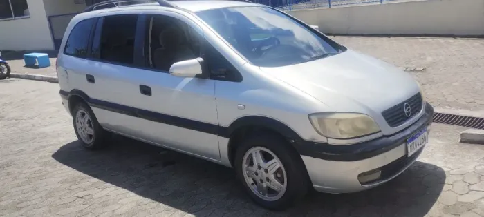 Chevrolet Zafira 2.0/ CD 2.0 8V MPFI 5P Mec. 2002