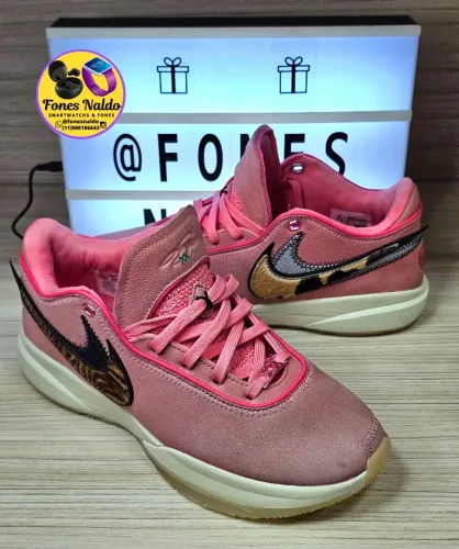 Nike LeBron XX na colorway "South Beast"