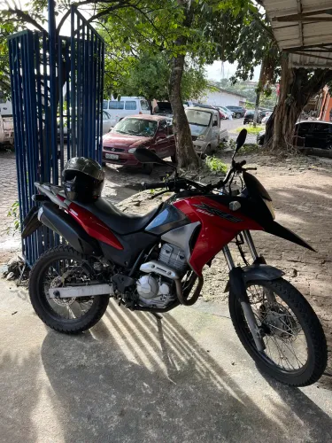 Xre 300 top só pegar e usar !!