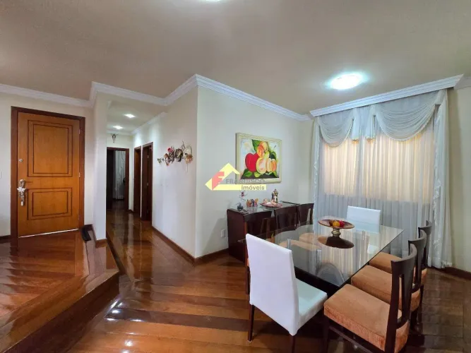 Casa à venda, 3 quartos, 1 suíte, 6 vagas, Alvorada - Divinópolis/MG