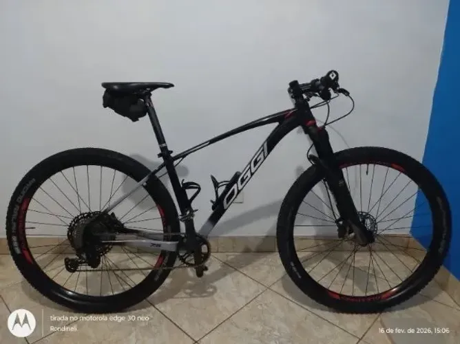 Bicicleta Oggi 7.6 MTB toda no grupo XT