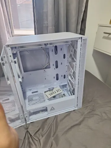 Gabinete montech x3, 6 fans rainbow