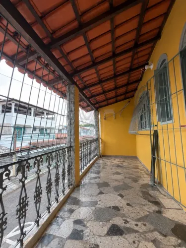 Casa 4 Quartos na República - Ampla, Arejada e Pertinho da UFES