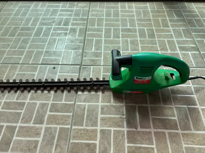 Aparador De Cerca Viva Trapp 127v