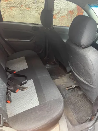 Ford Fiesta Sed. Personnalite 1.0 8V 4P 2006