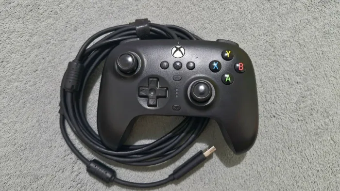 Controle Ultimate Wired