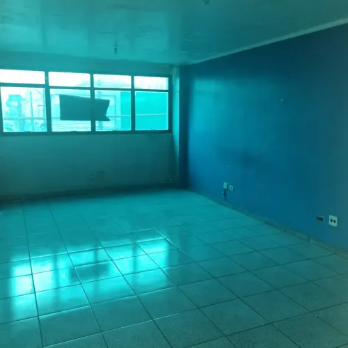 Alugo Sala comercial na Av.Rio das Pedras Aricanduva Prox a caixa d'água