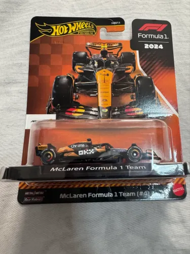 Hot wheels F1 McLaren Premium Lando Norris