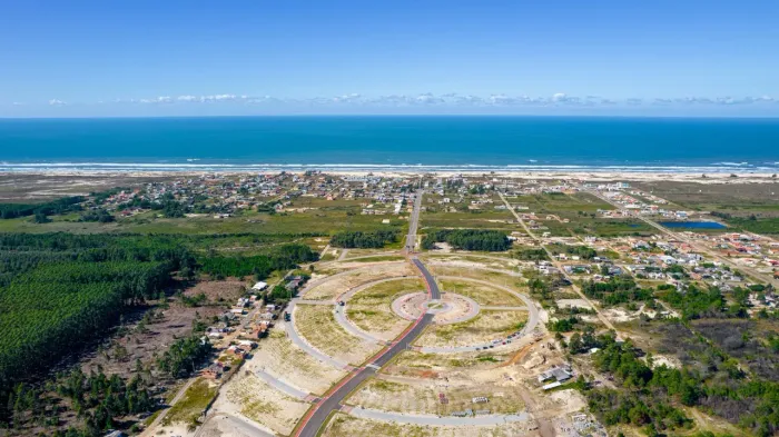 Venda de Terreno em Passo de Torres-SC, bairro Praia Caravelle
