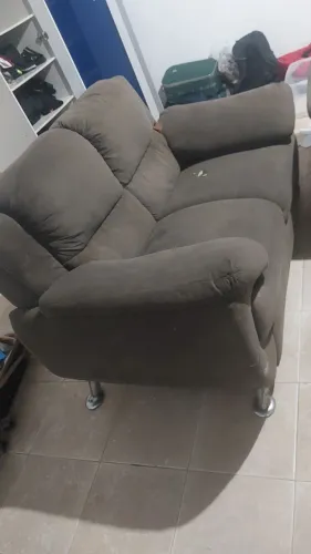Sofa bem conservado