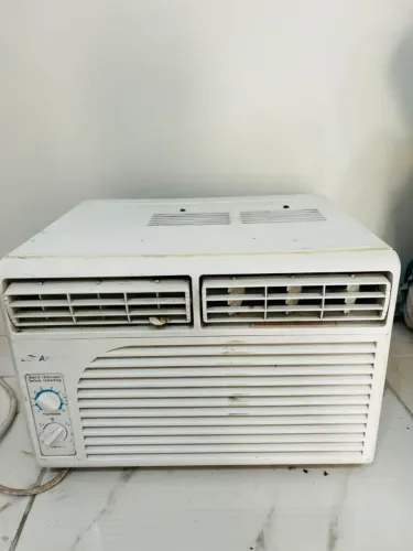 Ar condicionado em ótimo estado 