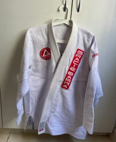 Kimono Gracie Barra Comp A3