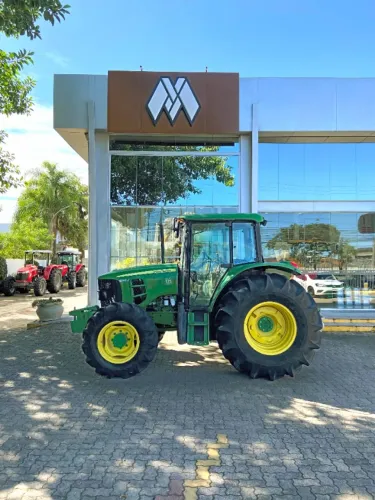 John Deere 6125J cabine original revisado