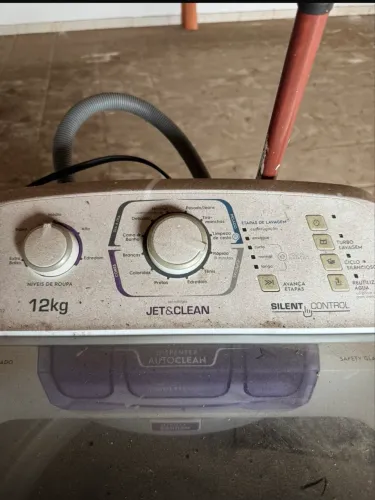 Vende - se máquina de lavar 12 kgs 
