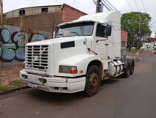 CABINE VOLVO NL12 410 1995